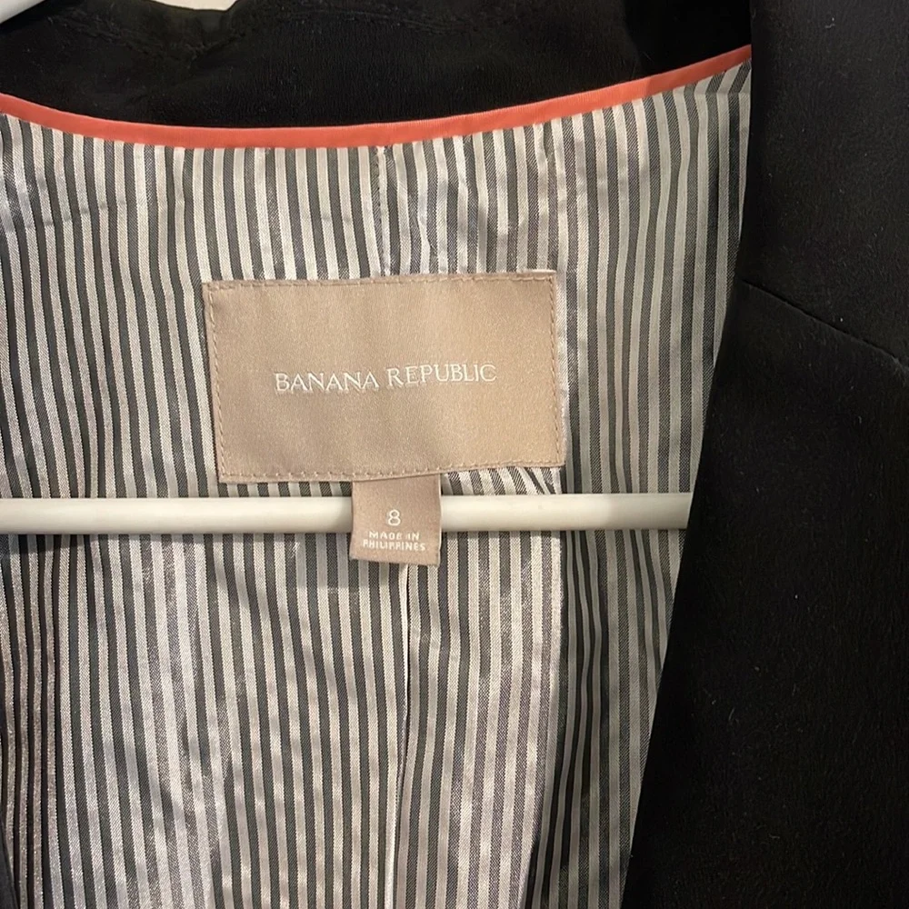 Banana Republic blazer, size 8! Great condition! - Picture 4 of 7